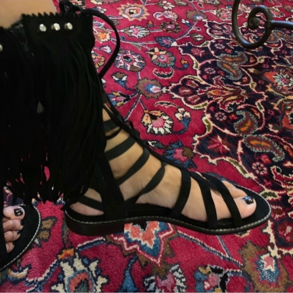 Stuart Weitzman - Picture 3 of 4